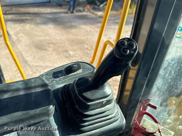 image for item DV4052 2009 John Deere 844K wheel loader