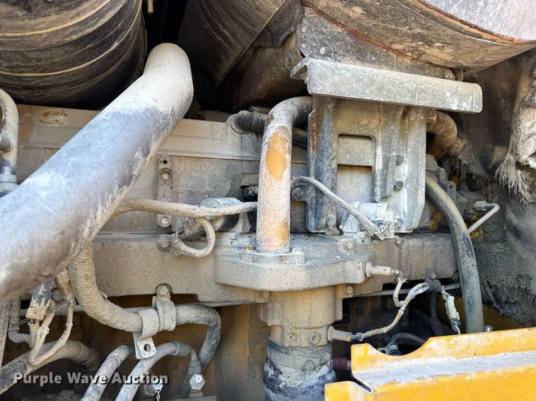 image for item DV4052 2009 John Deere 844K wheel loader