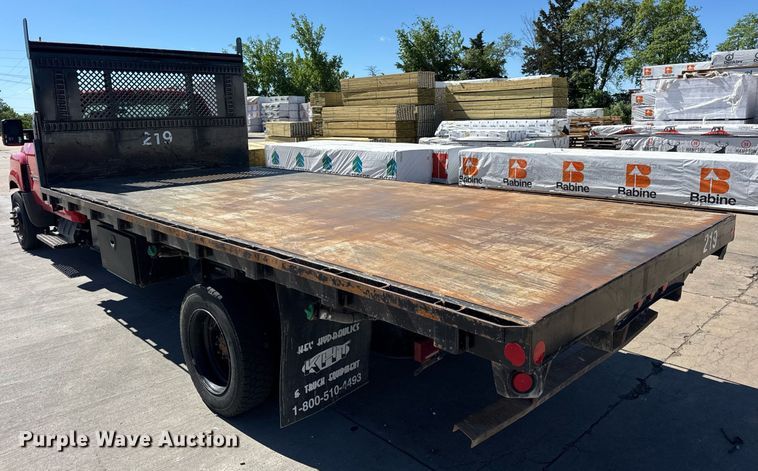 image for item DV4056 2020 Chevrolet Silverado 6500HD flatbed truck