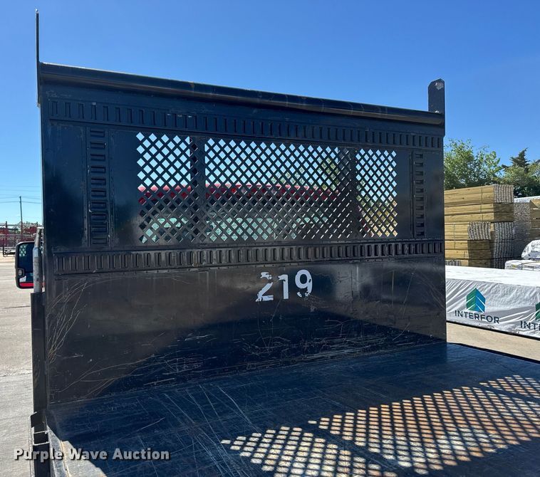 image for item DV4056 2020 Chevrolet Silverado 6500HD flatbed truck