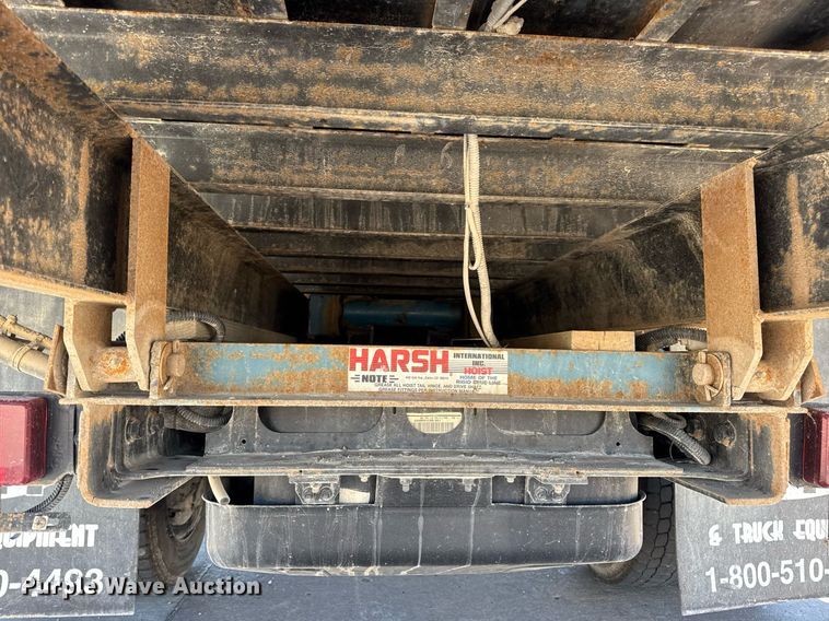 image for item DV4056 2020 Chevrolet Silverado 6500HD flatbed truck