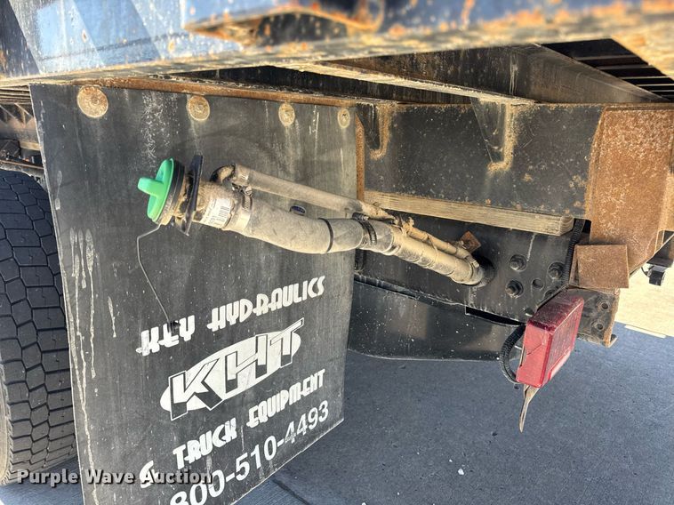 image for item DV4056 2020 Chevrolet Silverado 6500HD flatbed truck