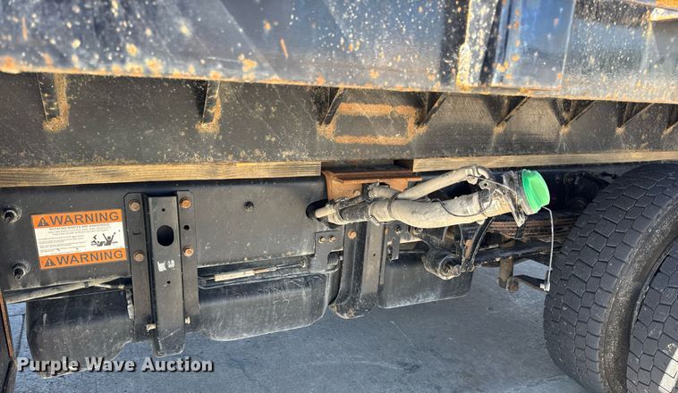 image for item DV4056 2020 Chevrolet Silverado 6500HD flatbed truck