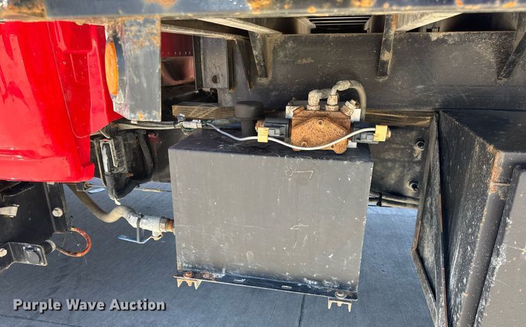 image for item DV4056 2020 Chevrolet Silverado 6500HD flatbed truck