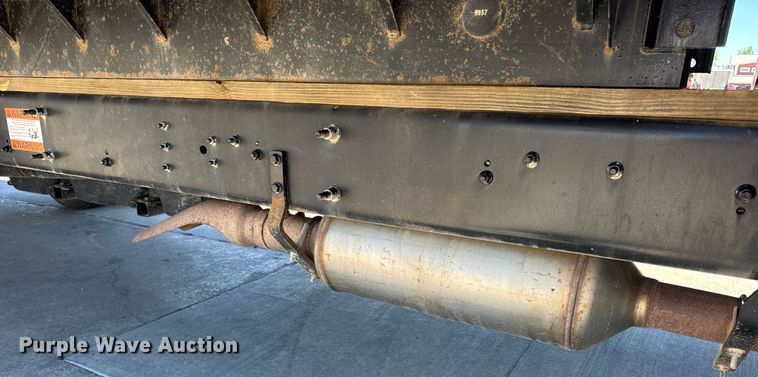 image for item DV4056 2020 Chevrolet Silverado 6500HD flatbed truck