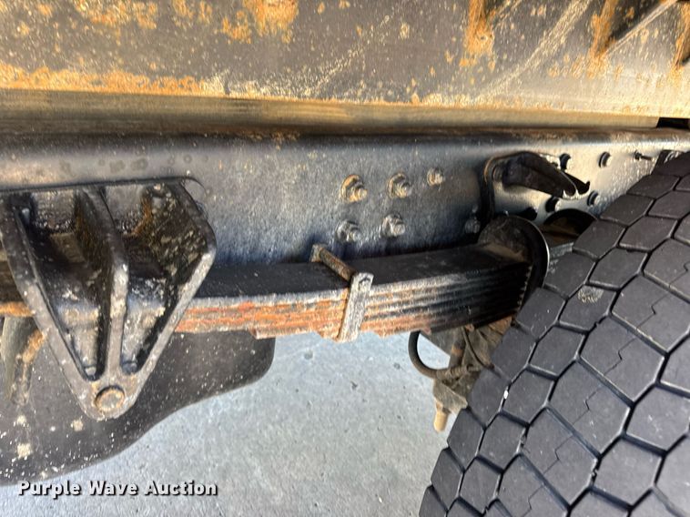 image for item DV4056 2020 Chevrolet Silverado 6500HD flatbed truck