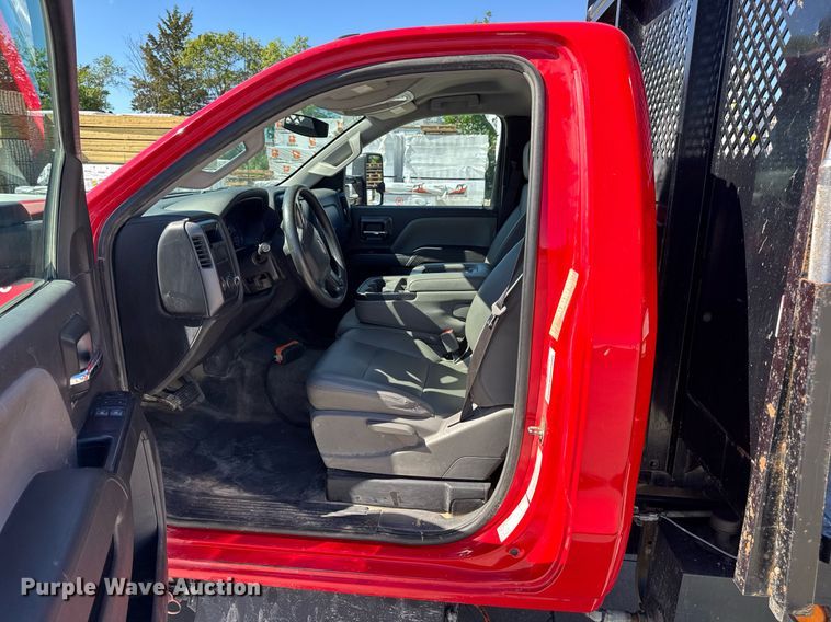 image for item DV4056 2020 Chevrolet Silverado 6500HD flatbed truck