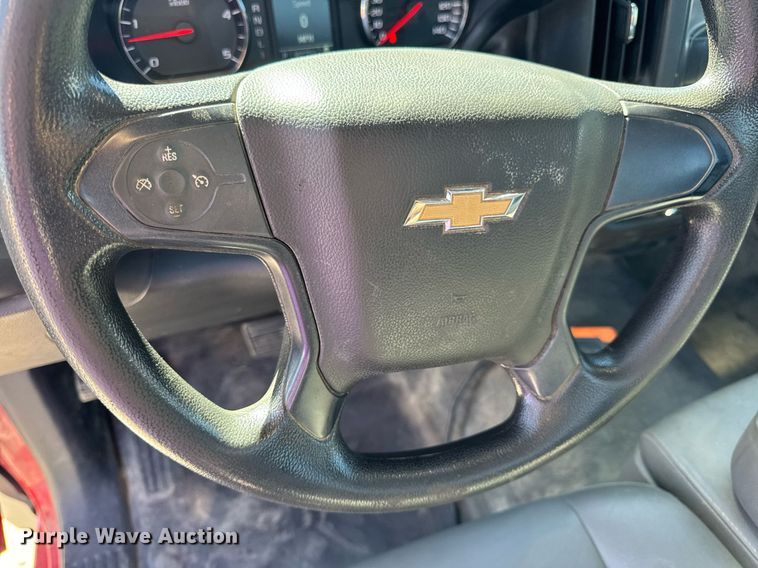 image for item DV4056 2020 Chevrolet Silverado 6500HD flatbed truck