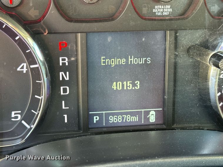 image for item DV4056 2020 Chevrolet Silverado 6500HD flatbed truck