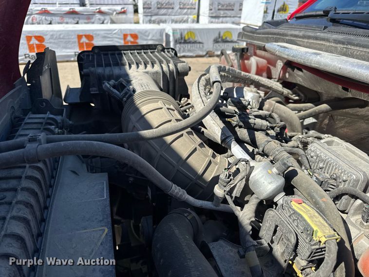 image for item DV4056 2020 Chevrolet Silverado 6500HD flatbed truck