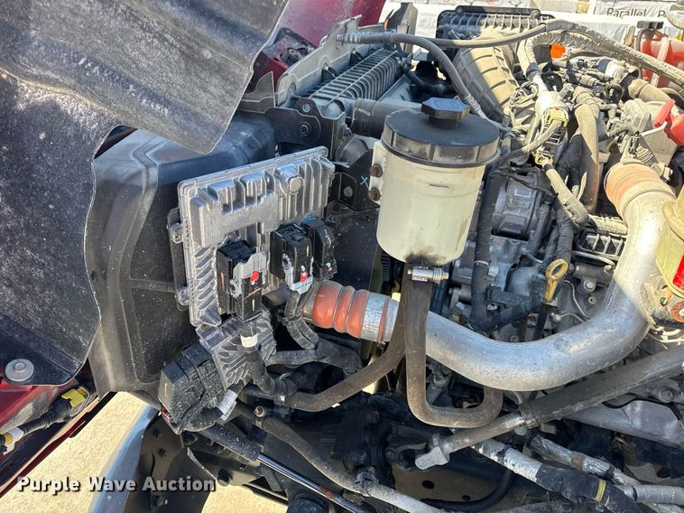 image for item DV4056 2020 Chevrolet Silverado 6500HD flatbed truck