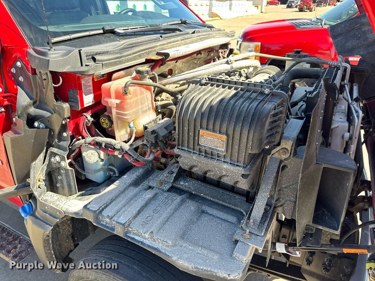 image for item DV4056 2020 Chevrolet Silverado 6500HD flatbed truck