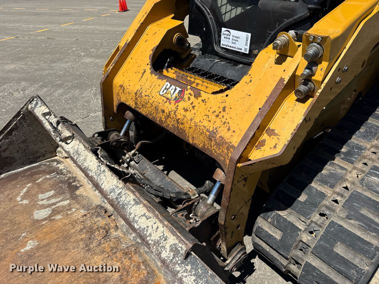 image for item DV4057 2021 Caterpillar 299D3 tracked skid steer loader
