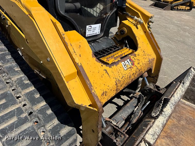 image for item DV4057 2021 Caterpillar 299D3 tracked skid steer loader