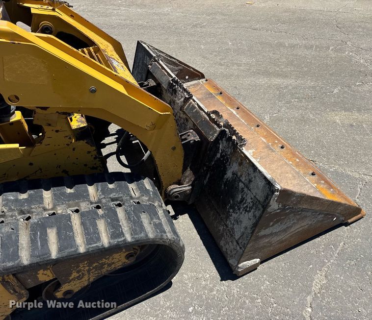 image for item DV4057 2021 Caterpillar 299D3 tracked skid steer loader