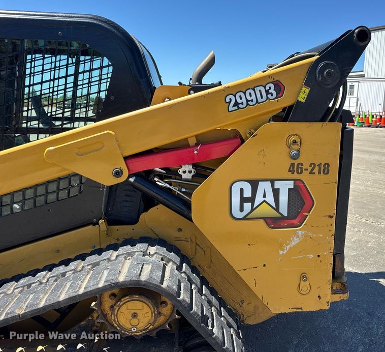 image for item DV4057 2021 Caterpillar 299D3 tracked skid steer loader