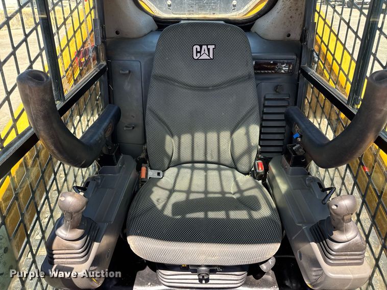 image for item DV4057 2021 Caterpillar 299D3 tracked skid steer loader