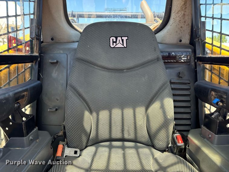 image for item DV4057 2021 Caterpillar 299D3 tracked skid steer loader