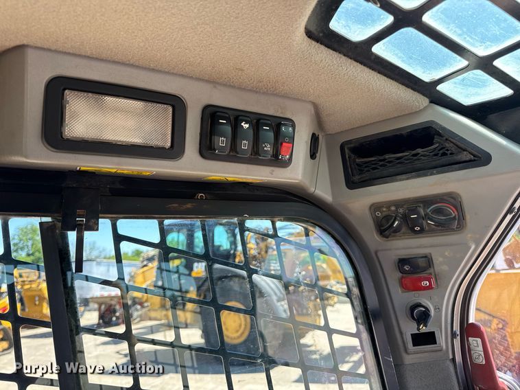 image for item DV4057 2021 Caterpillar 299D3 tracked skid steer loader