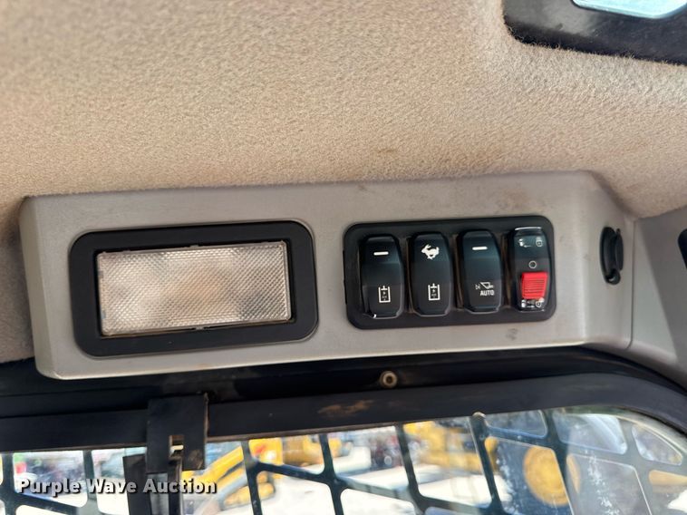 image for item DV4057 2021 Caterpillar 299D3 tracked skid steer loader