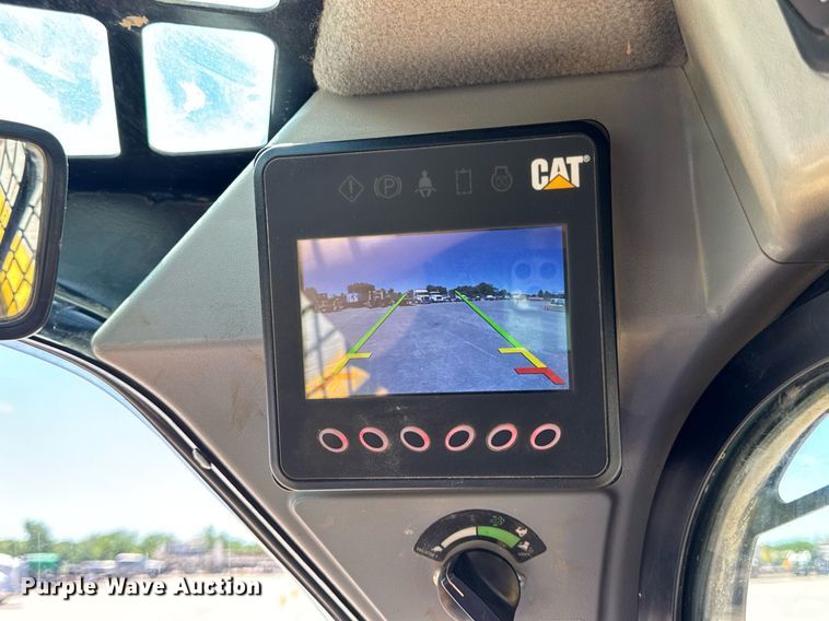 image for item DV4057 2021 Caterpillar 299D3 tracked skid steer loader