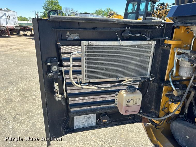 image for item DV4057 2021 Caterpillar 299D3 tracked skid steer loader