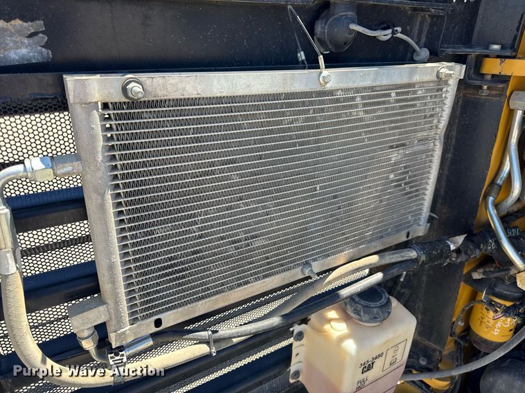 image for item DV4057 2021 Caterpillar 299D3 tracked skid steer loader