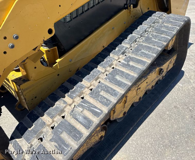 image for item DV4057 2021 Caterpillar 299D3 tracked skid steer loader