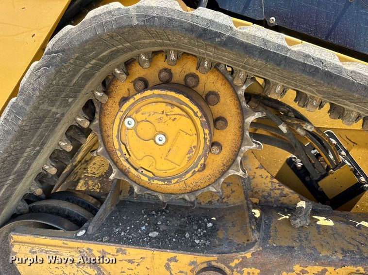 image for item DV4057 2021 Caterpillar 299D3 tracked skid steer loader