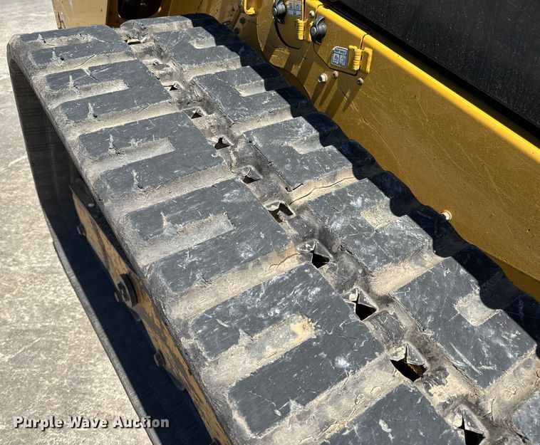 image for item DV4057 2021 Caterpillar 299D3 tracked skid steer loader