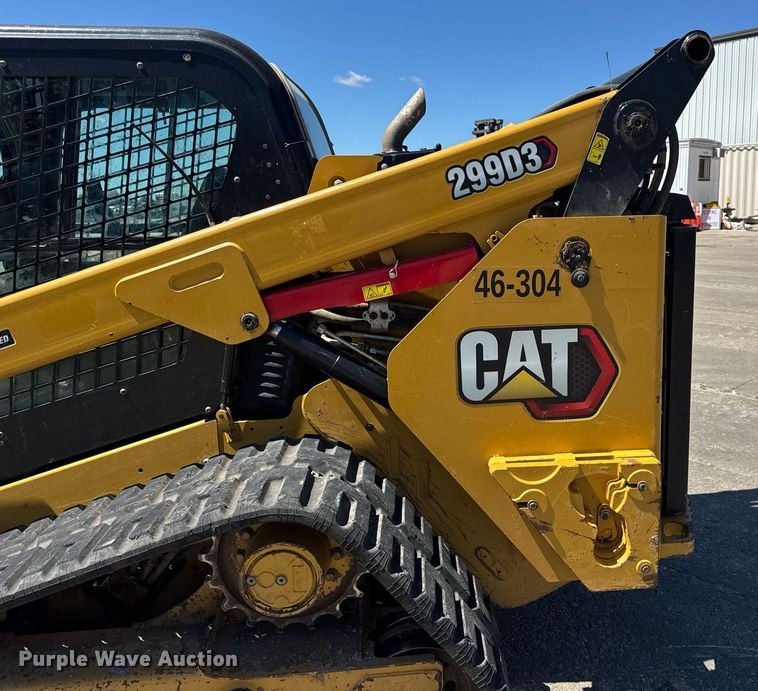 image for item DV4059 2021 Caterpillar 299D3 tracked skid steer loader