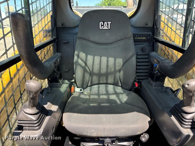 image for item DV4059 2021 Caterpillar 299D3 tracked skid steer loader