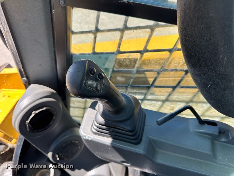 image for item DV4059 2021 Caterpillar 299D3 tracked skid steer loader