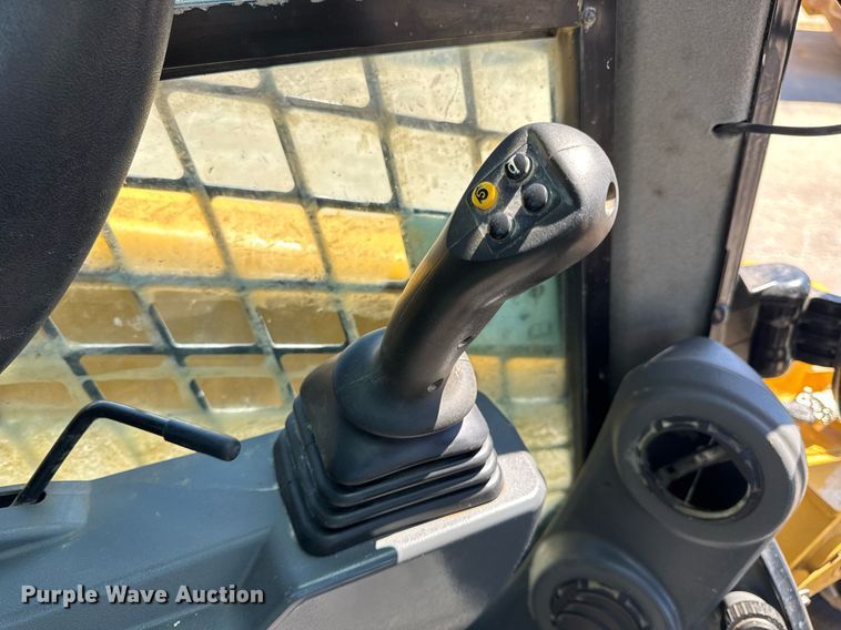 image for item DV4059 2021 Caterpillar 299D3 tracked skid steer loader