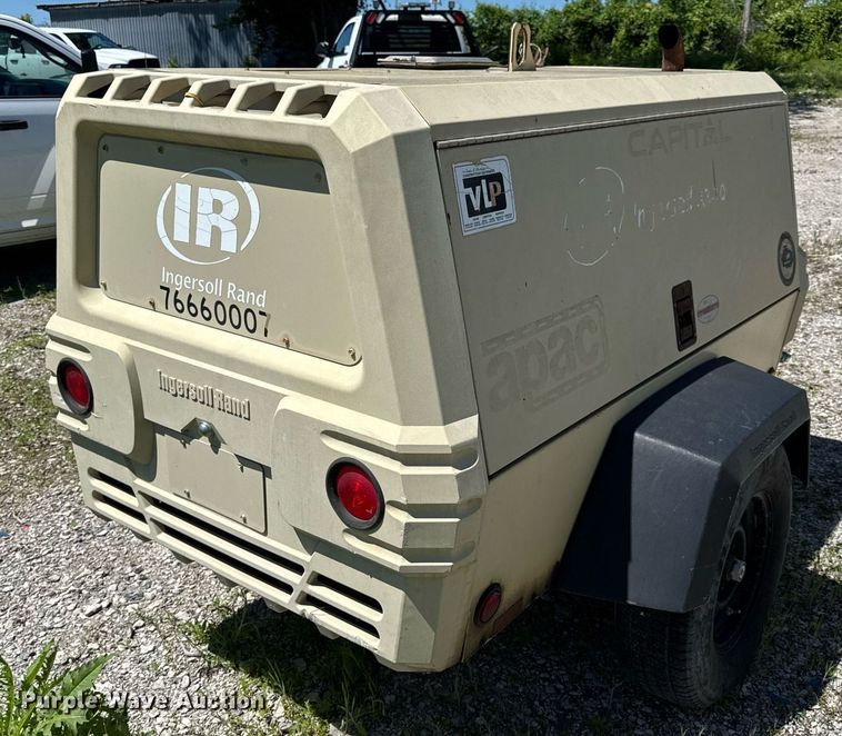image for item DV4064 2009 Ingersoll Rand P185WIR air compressor