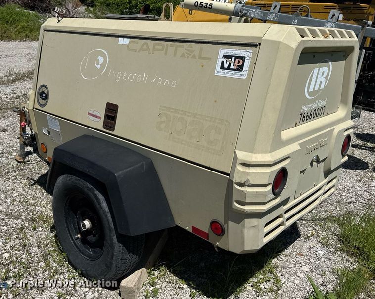 image for item DV4064 2009 Ingersoll Rand P185WIR air compressor