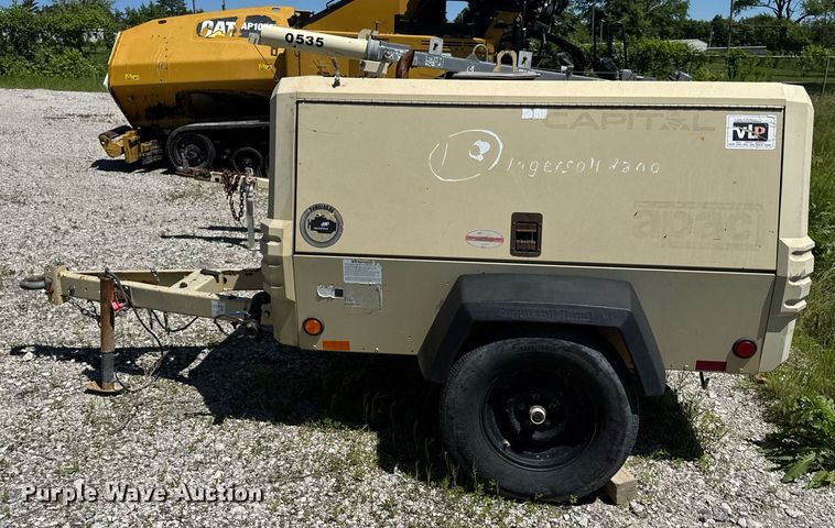 image for item DV4064 2009 Ingersoll Rand P185WIR air compressor