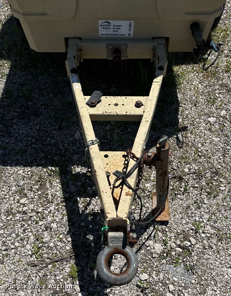 image for item DV4064 2009 Ingersoll Rand P185WIR air compressor