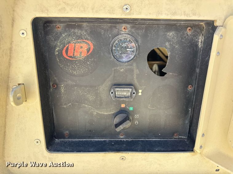 image for item DV4064 2009 Ingersoll Rand P185WIR air compressor