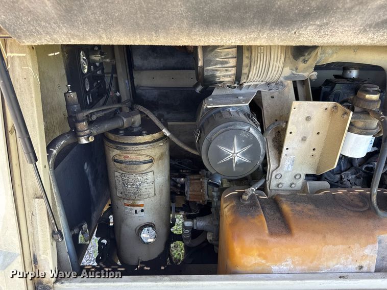 image for item DV4064 2009 Ingersoll Rand P185WIR air compressor