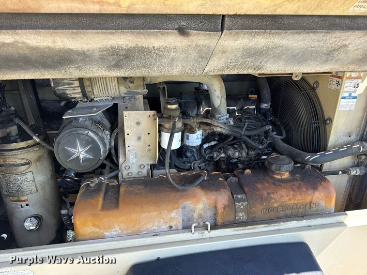 image for item DV4064 2009 Ingersoll Rand P185WIR air compressor