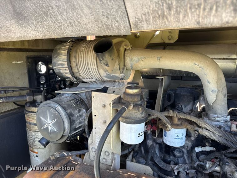 image for item DV4064 2009 Ingersoll Rand P185WIR air compressor