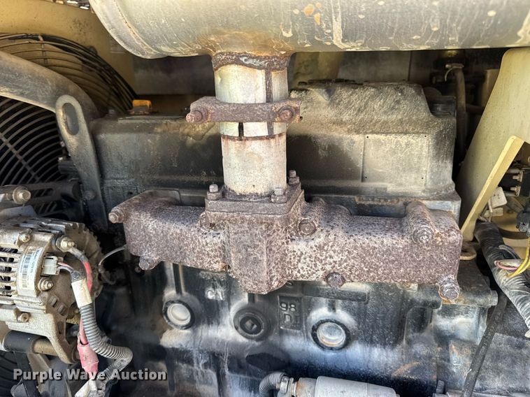 image for item DV4064 2009 Ingersoll Rand P185WIR air compressor