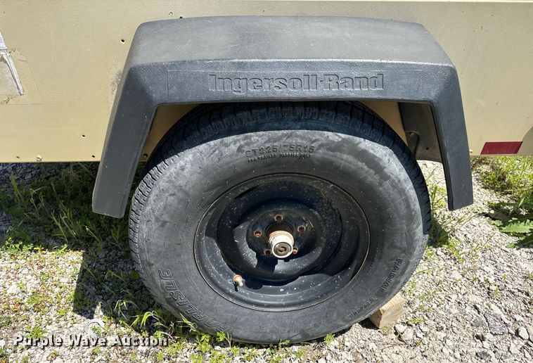 image for item DV4064 2009 Ingersoll Rand P185WIR air compressor