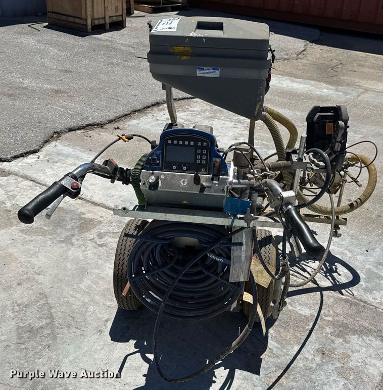 image for item DV4068 Graco Line Lazer 3900 paint striper