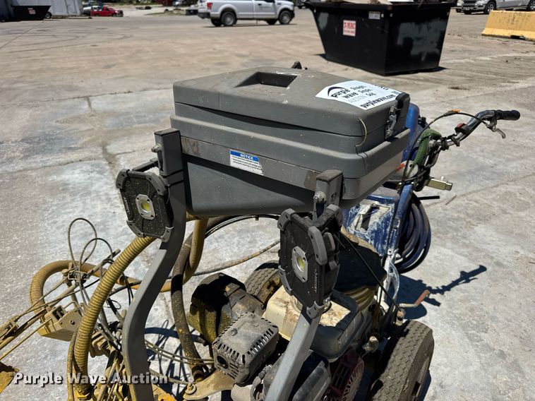 image for item DV4068 Graco Line Lazer 3900 paint striper