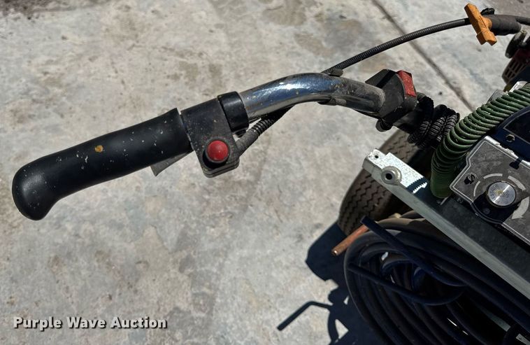 image for item DV4068 Graco Line Lazer 3900 paint striper