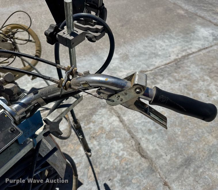 image for item DV4068 Graco Line Lazer 3900 paint striper