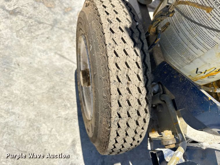 image for item DV4068 Graco Line Lazer 3900 paint striper