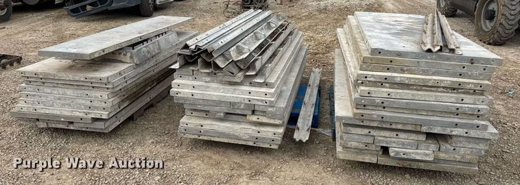 image for item DV4075 Approximately 60 concrete forms